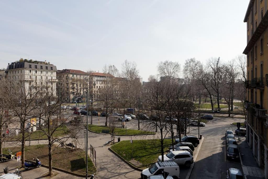 Lovely Flat With Park View Milan Exterior photo